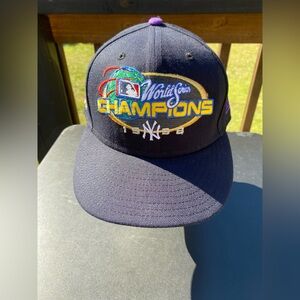 New Era 59Fifty  Fitted 1998 NY Yankees World Series  Size 7 1/2 Black/ Purple